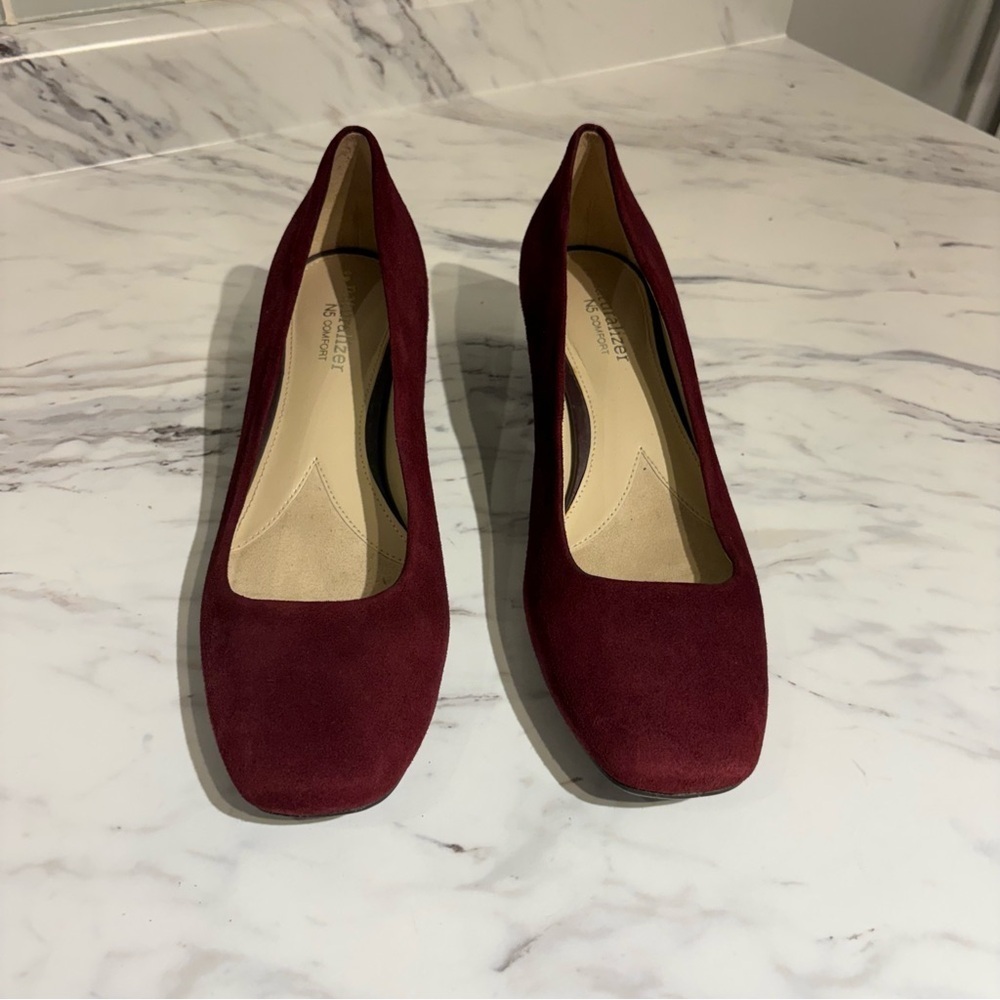 Naturalizer N5 comfort suede pumps silver heel accent leather uppers 7.5 - Picture 4 of 16